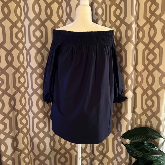 Ladies blouse!! - Picture 2 of 4